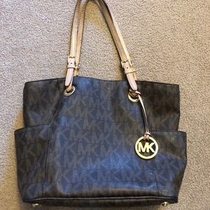 Authentic Michael Kors purse